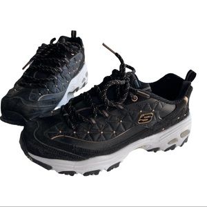 Skechers D’Lites air-cooled memory foam sneakers size 8.5 US black white